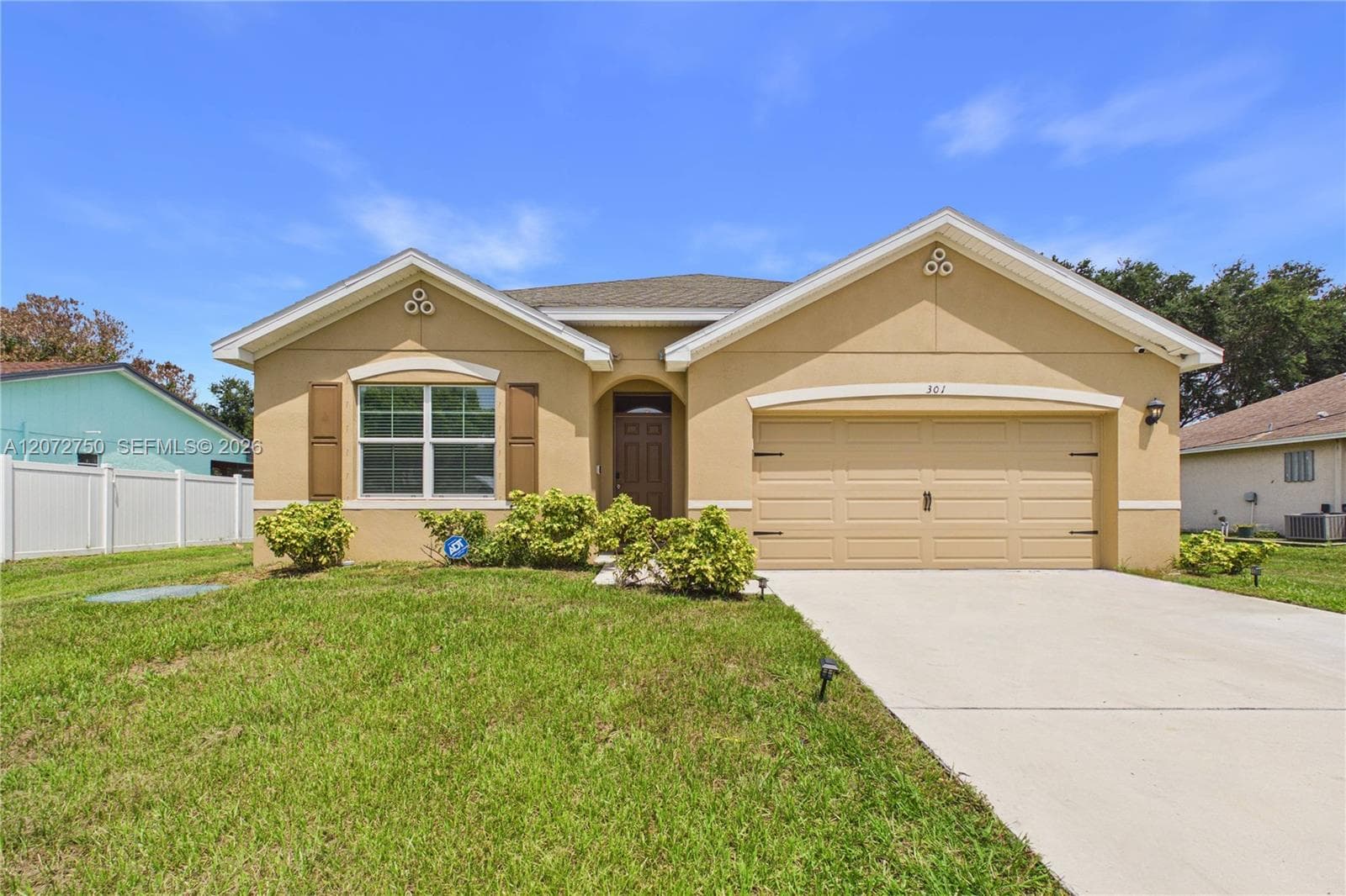 301 SE Volkerts Ter, Port St. Lucie FL 34983