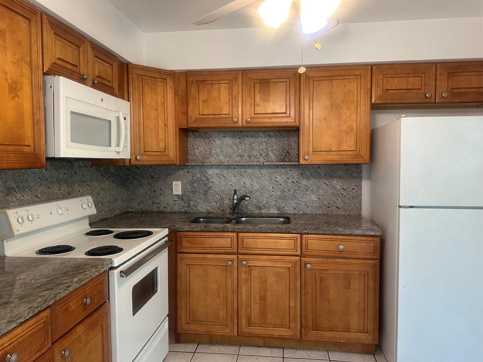 4120 NW 39TH Avenue, Lauderdale Lakes FL 33309 photo 4