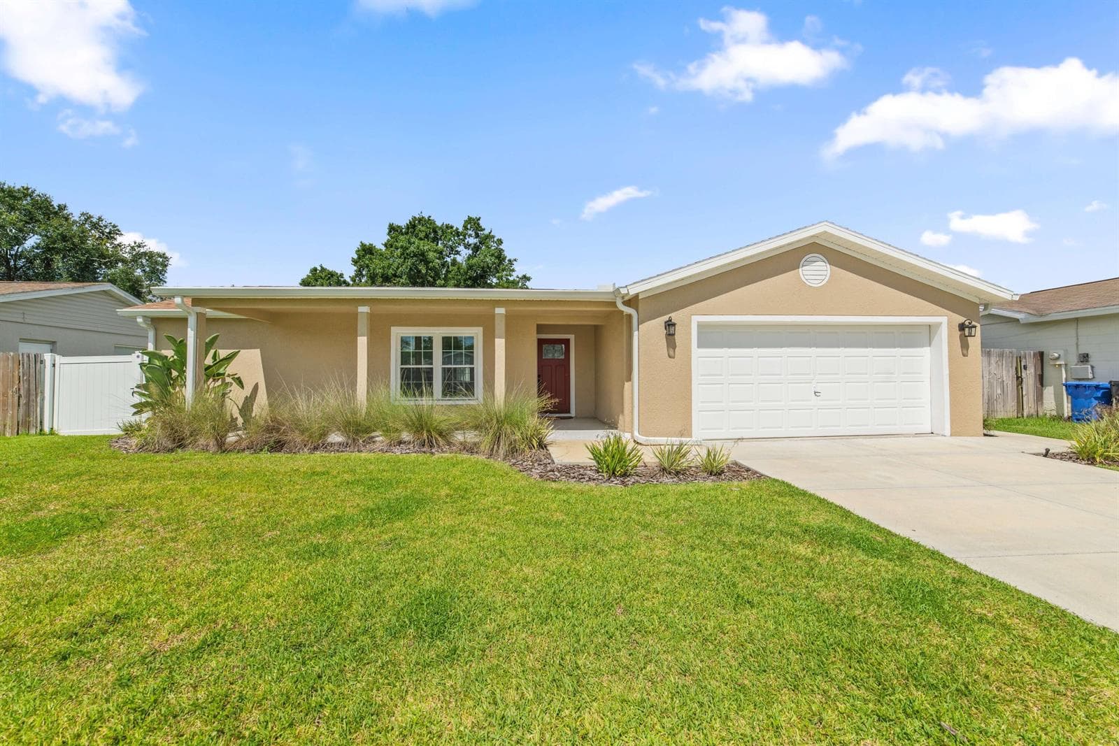 1003 RED OAK Circle, Brandon FL 33511