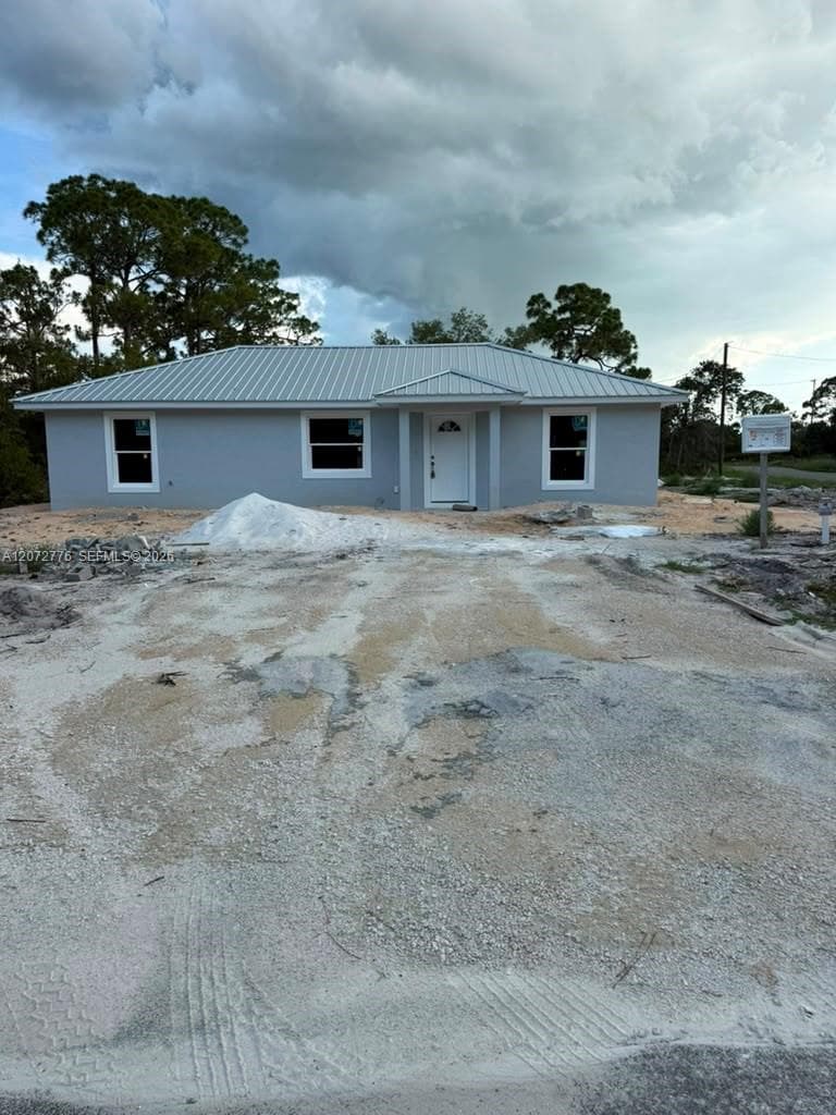 220 E CANAL WAY NE, Lake Placid FL 33852