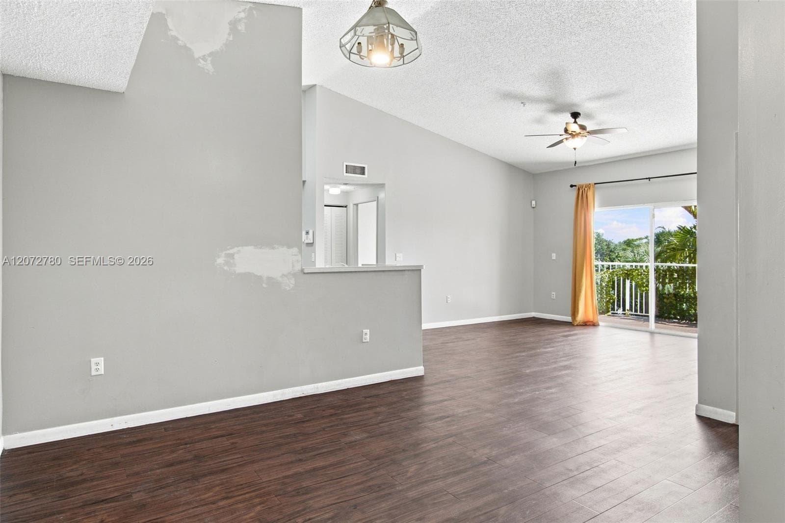 6976 SW 39th St # G304, Davie FL 33314 photo 2
