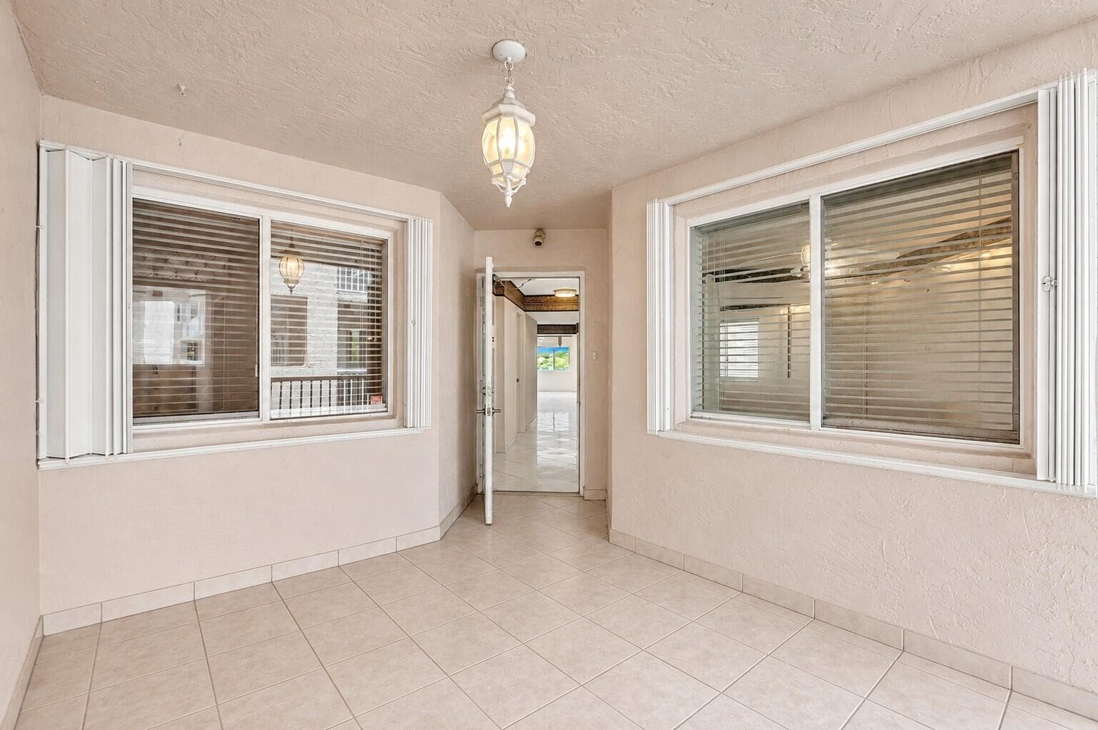 7557 GRANVILLE Drive # 305, Tamarac FL 33321 photo 4