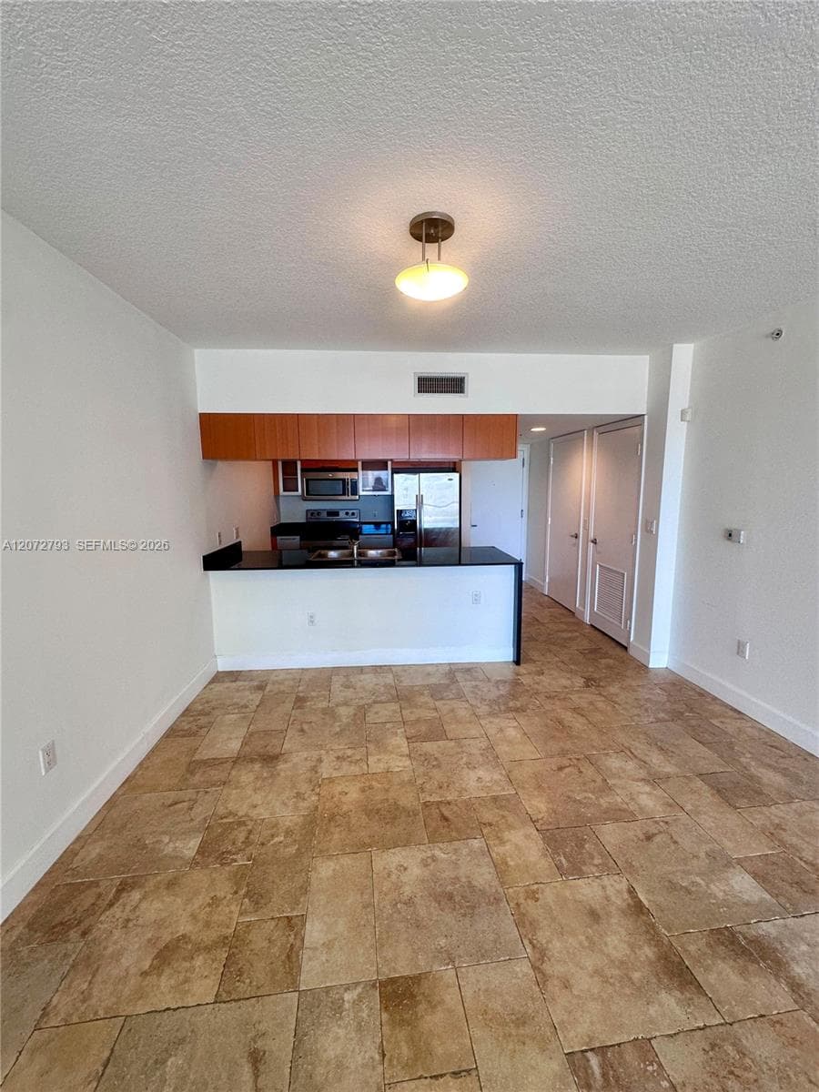 1750 N Bayshore Dr # 2406, Miami FL 33132 photo 4