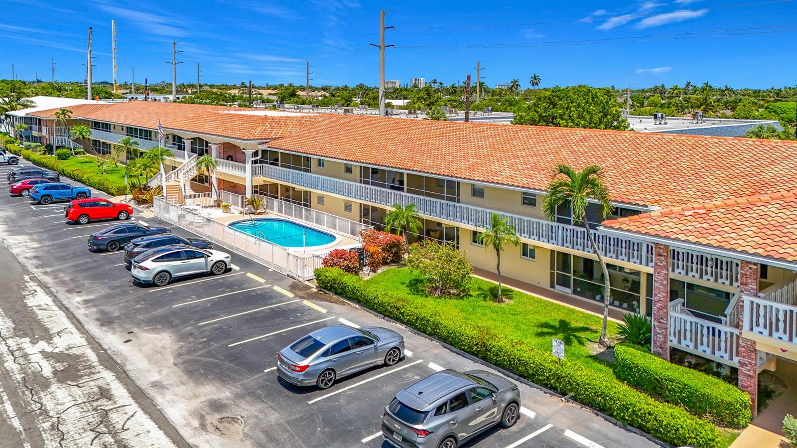 2121 NE 68th Street # 109, Fort Lauderdale FL 33308 photo 2