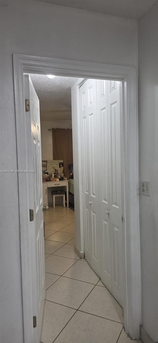 4118 N Circle Dr, Hollywood FL 33021 photo 3