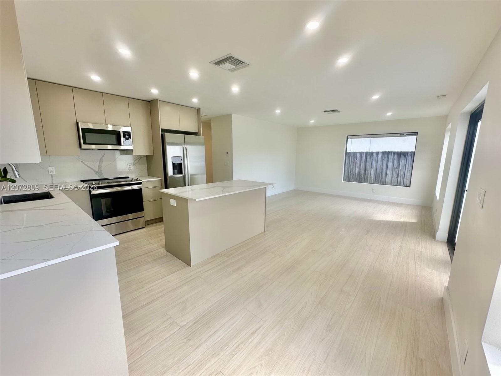 1610 NE 17th Ave # 1610, Fort Lauderdale FL 33305 photo 3