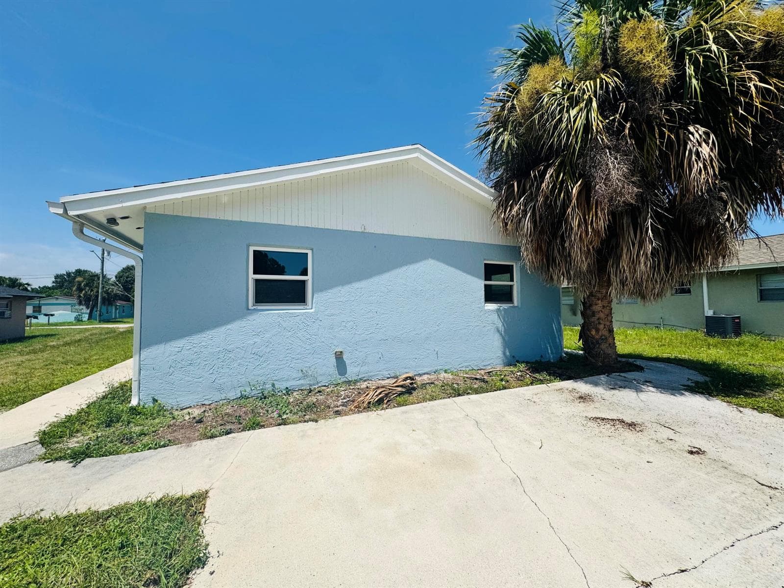 1207 AVENUE K # B, Fort Pierce FL 34950 photo 2