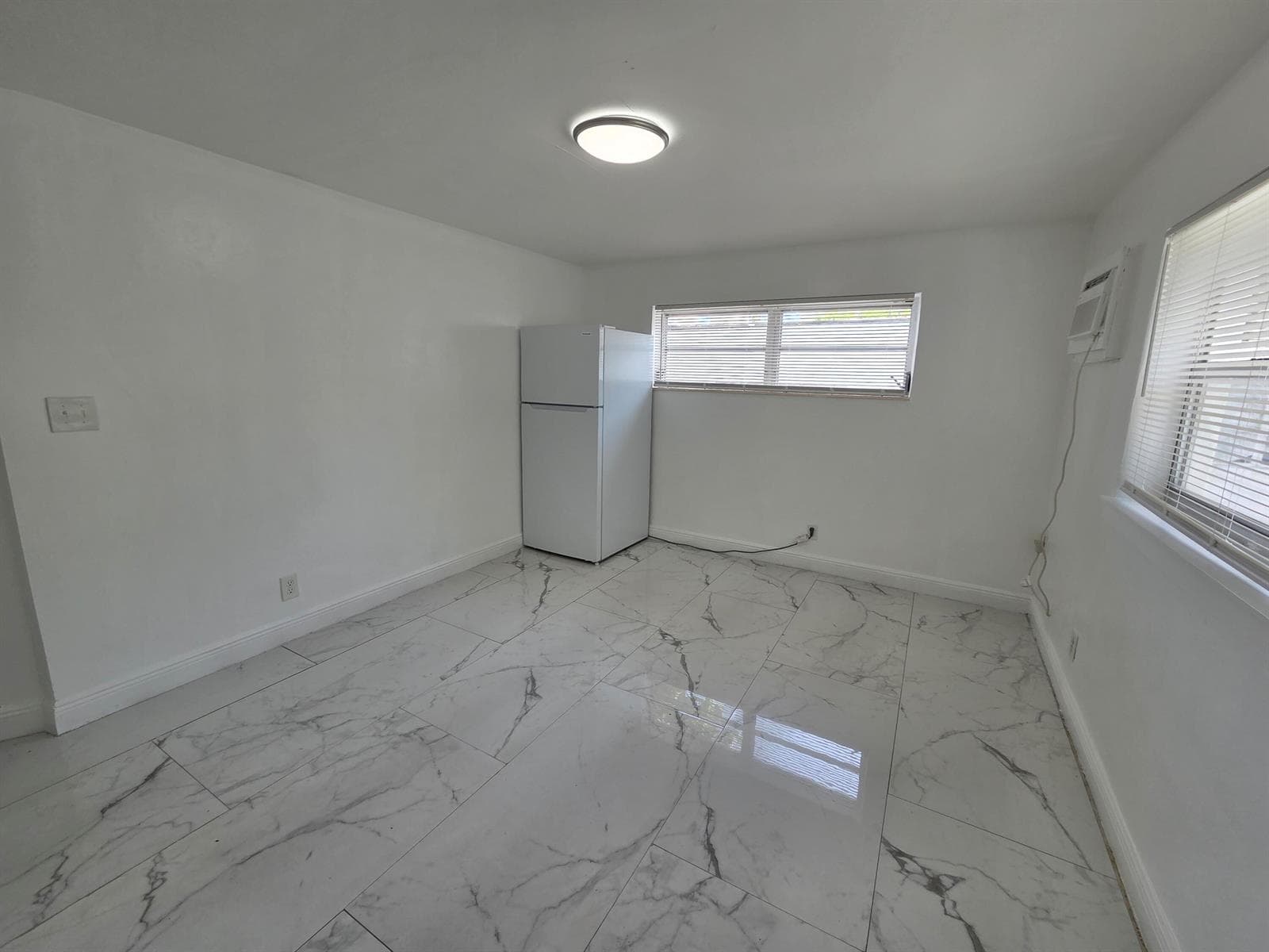 844 NE 17TH Way # 2, Fort Lauderdale FL 33304 photo 2