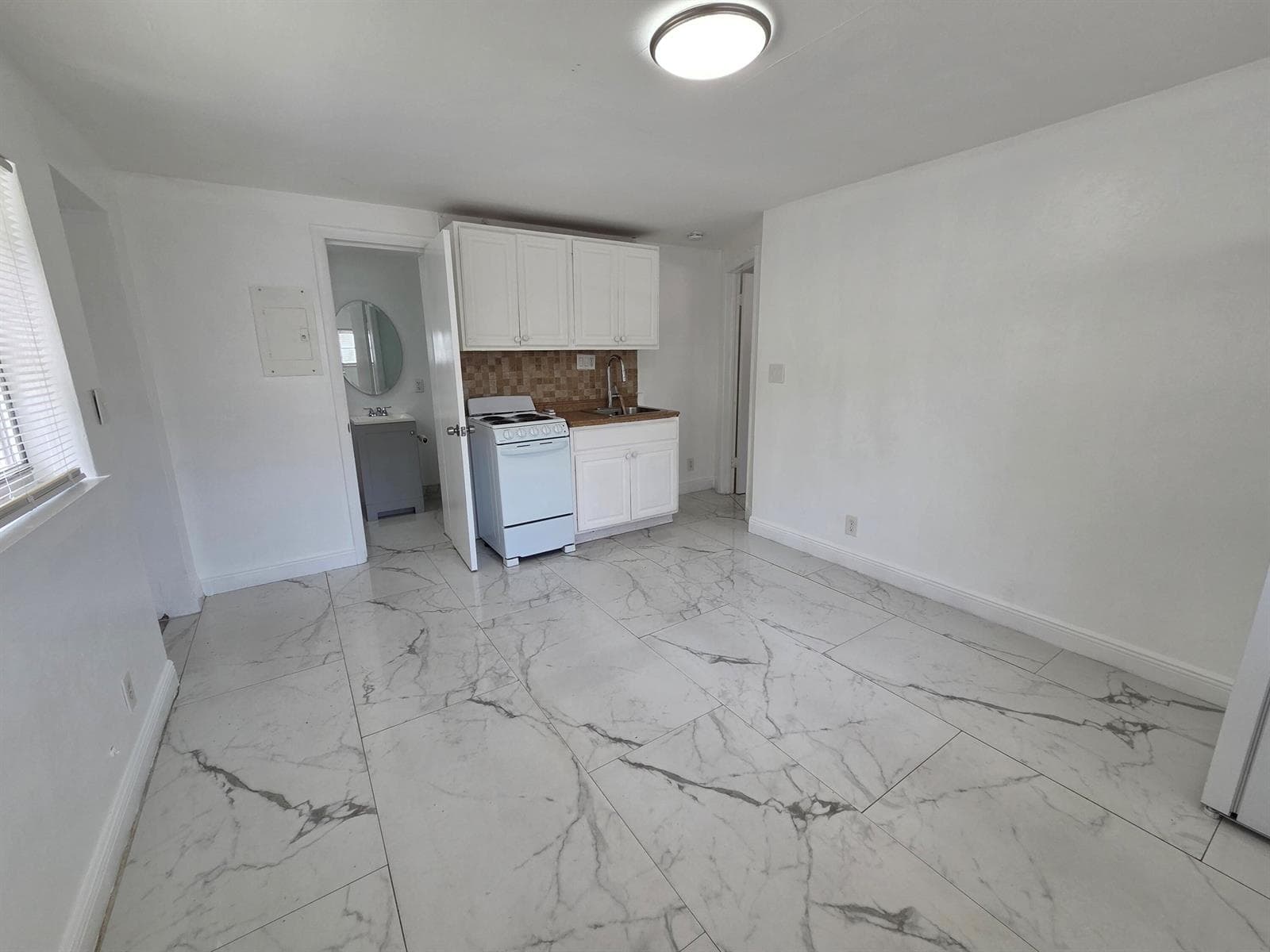 844 NE 17TH Way # 2, Fort Lauderdale FL 33304