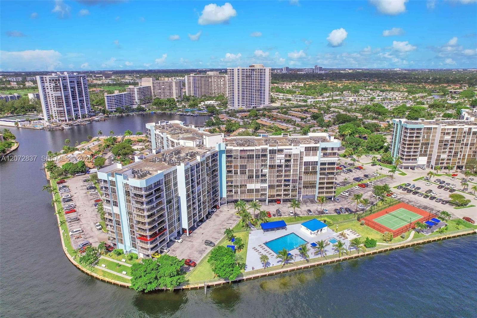 200 Leslie Dr # 818, Hallandale Beach, FL 33009 photo 3