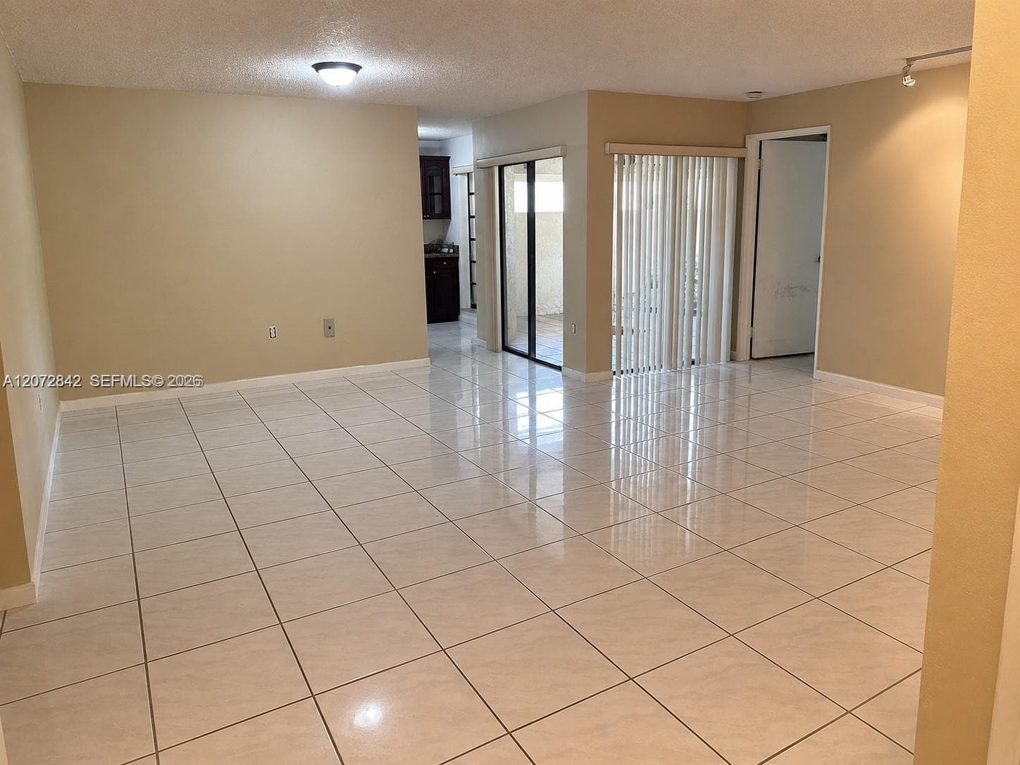 8810 SW 123rd Ct # M110, Miami FL 33186 photo 2