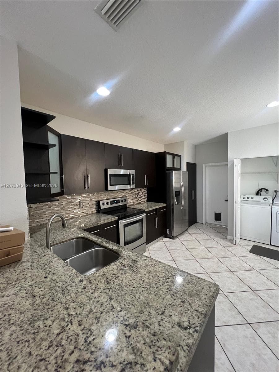 2445 Pasadena Way, Weston FL 33327 photo 4