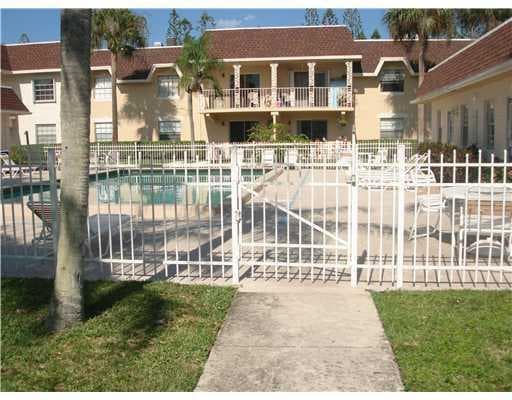 700 SE 2ND Avenue # 317, Deerfield Beach FL 33441 photo 3