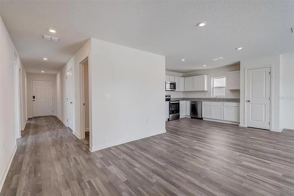 181 HILTON Avenue NW, Palm Bay FL 32907 photo 3