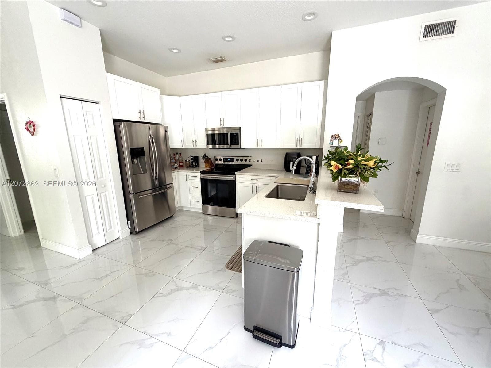 16747 NW 10th St, Pembroke Pines FL 33028 photo 3