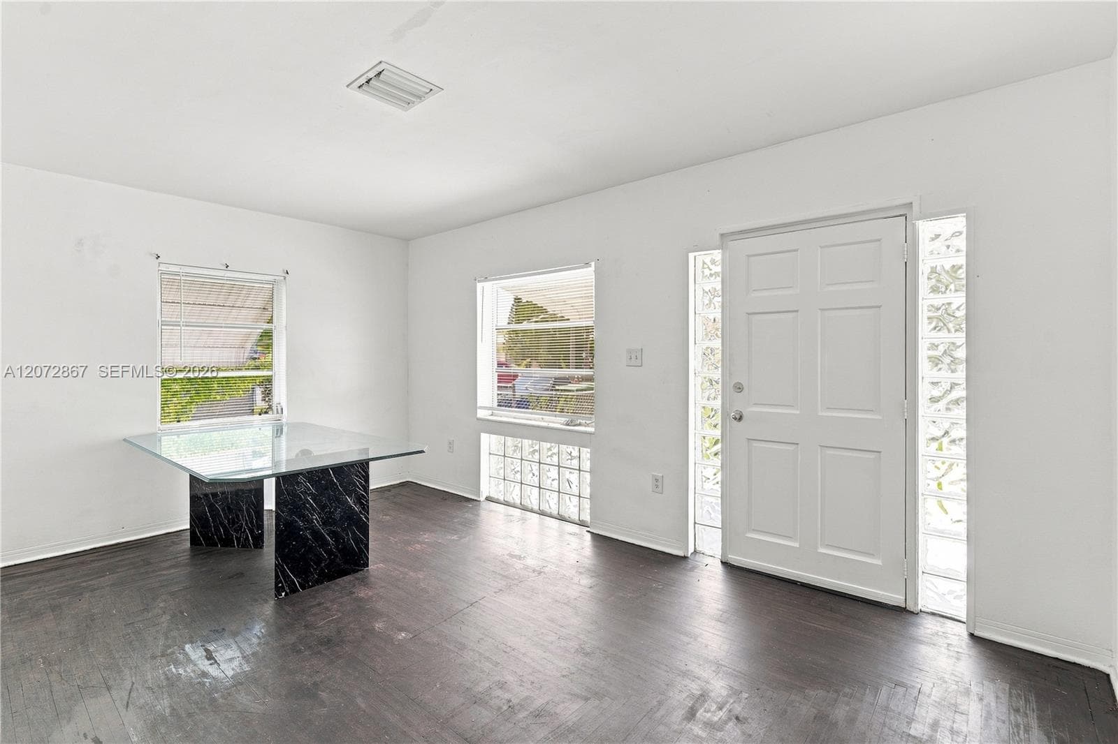 126 SE 4th St, Hallandale Beach FL 33009 photo 3