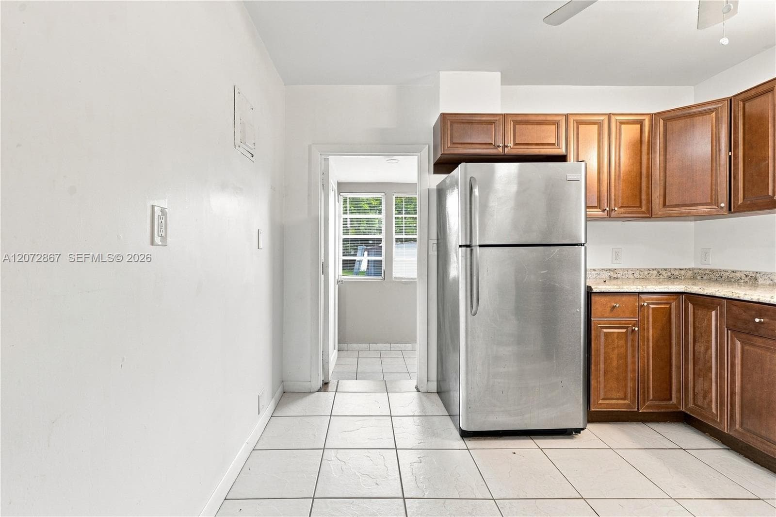 126 SE 4th St, Hallandale Beach FL 33009 photo 5