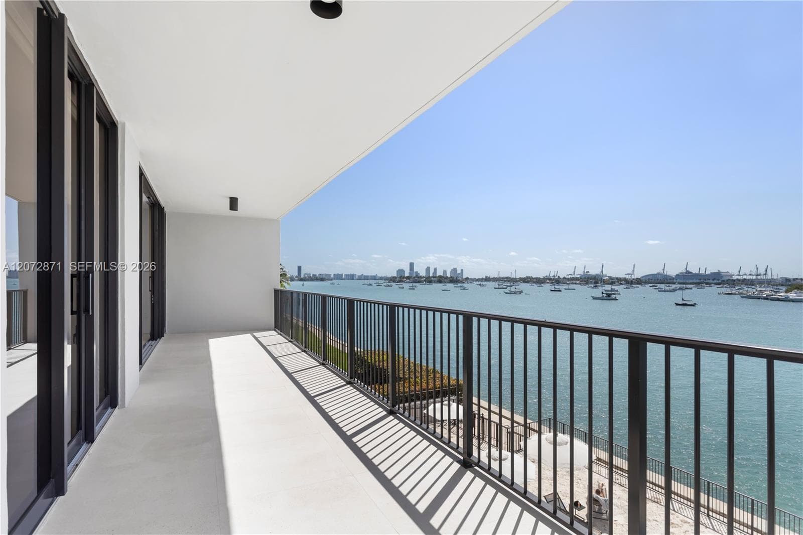 1000 Venetian Way, Miami FL 33139 photo 4