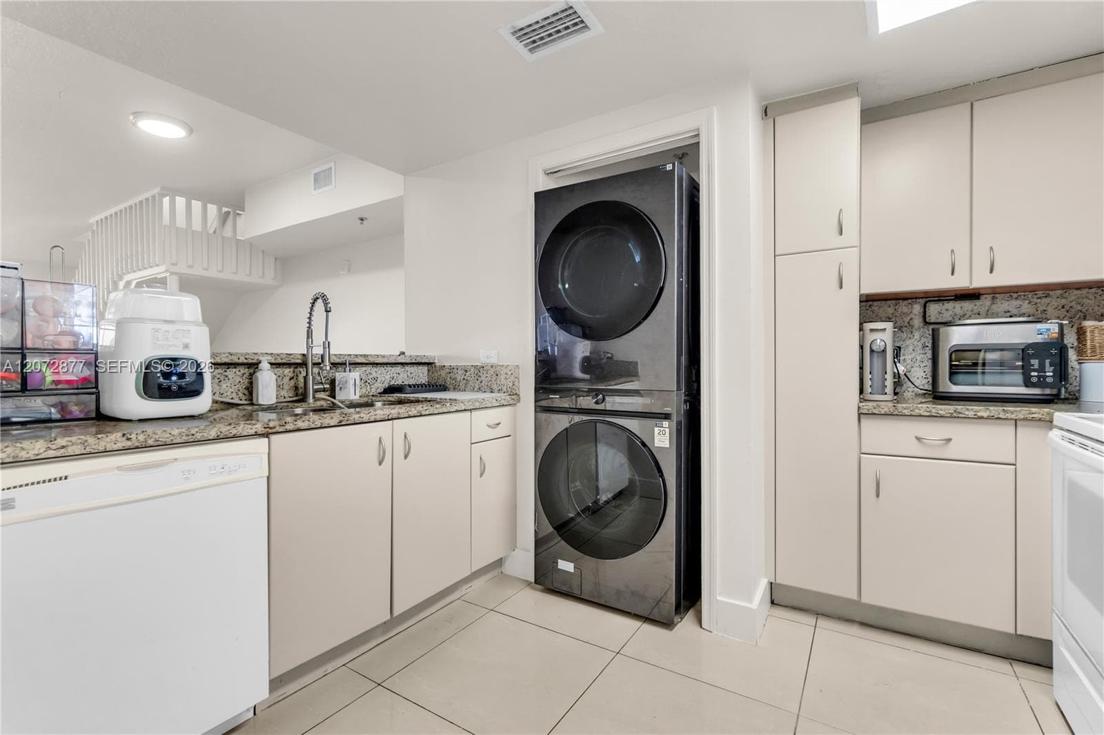 1650 Coral Way # 9, Miami FL 33145 photo 3