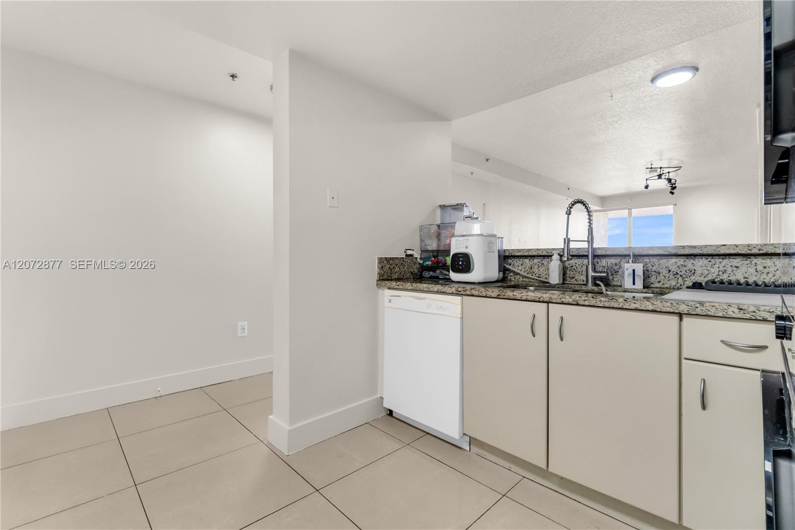 1650 Coral Way # 9, Miami FL 33145 photo 5