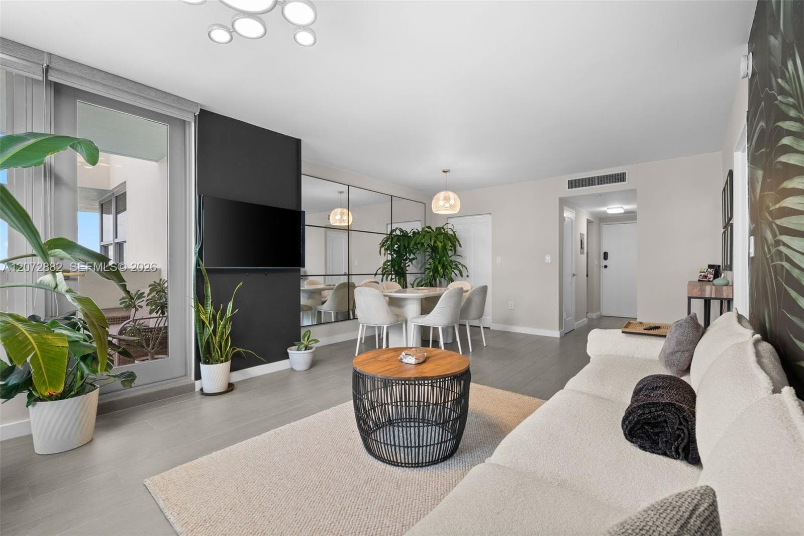 2899 Collins Ave # 1624, Miami Beach FL 33140 photo 4