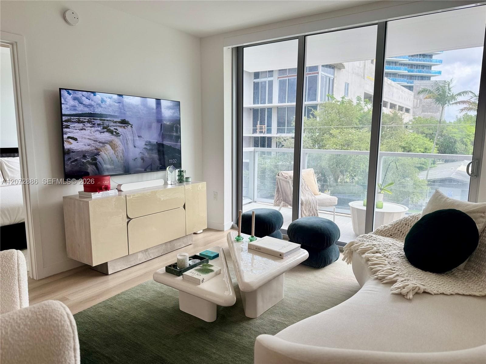 13800 Highland Dr # 307, North Miami Beach FL 33181 photo 2