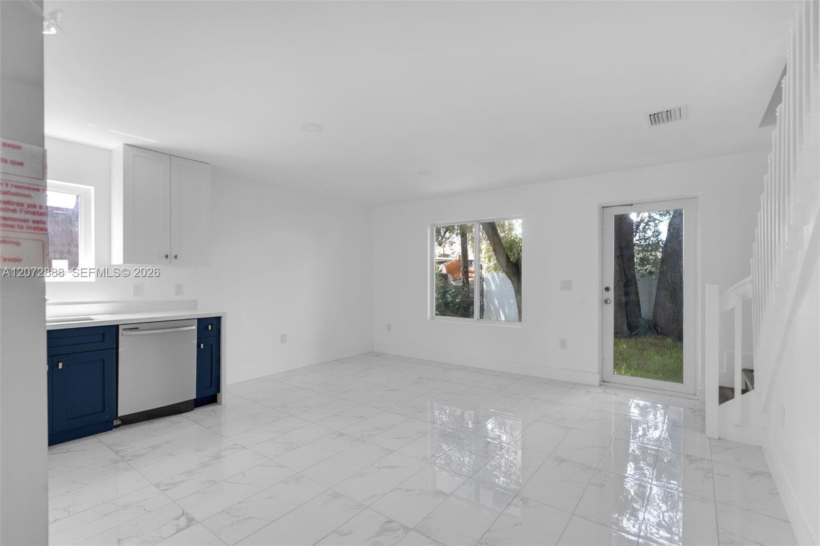 1629 NW 40th st, Miami FL 33142 photo 3