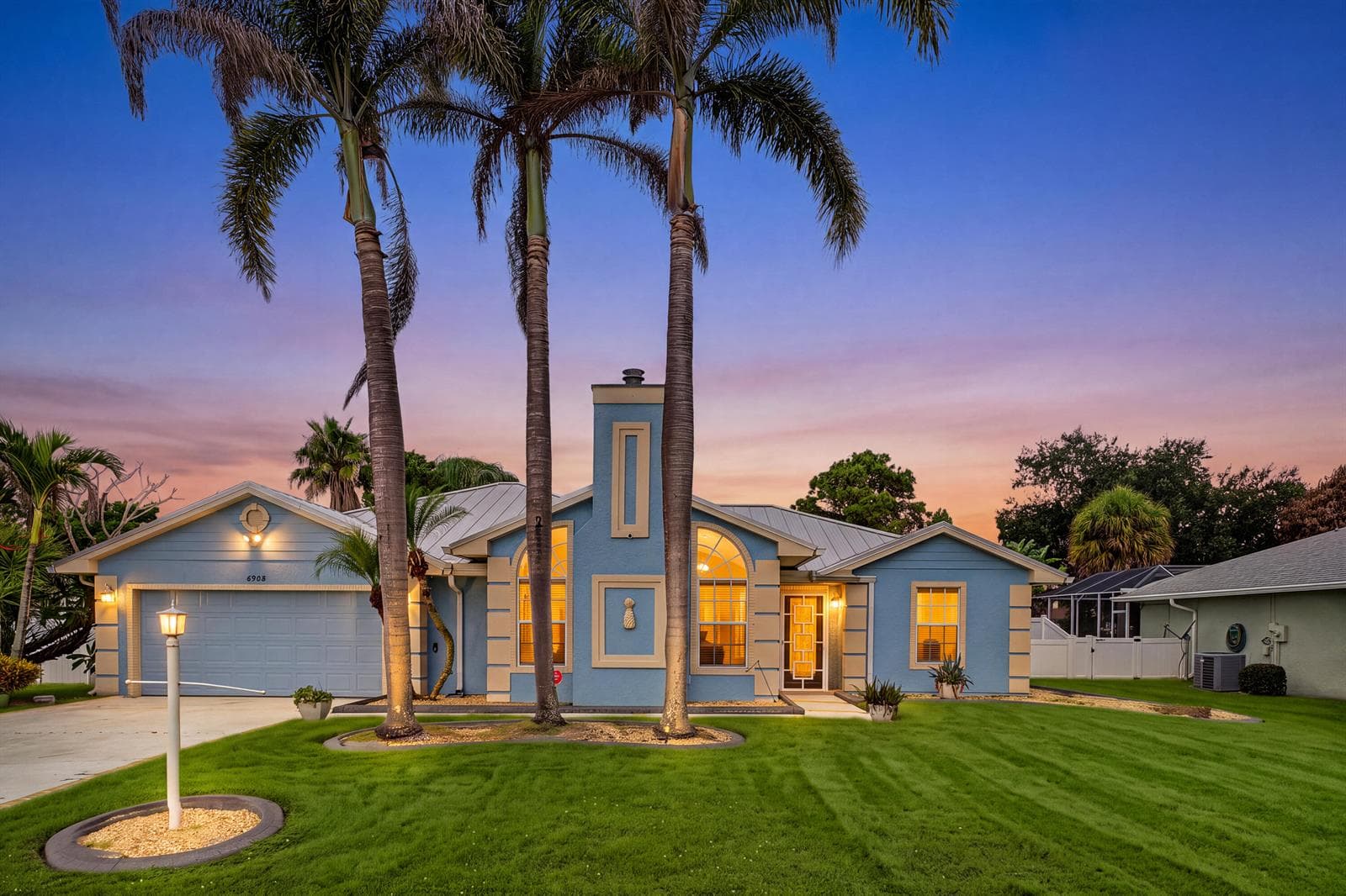 6908 Bronte Circle, Port St. Lucie FL 34952
