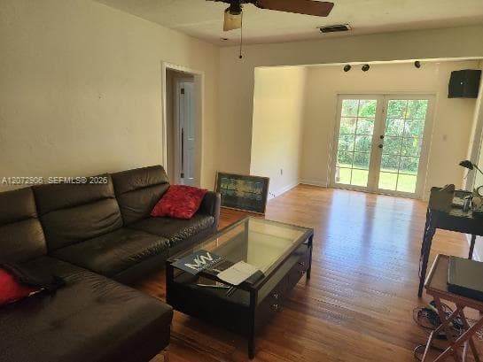 448 Cadagua Ave, Coral Gables FL 33146 photo 3