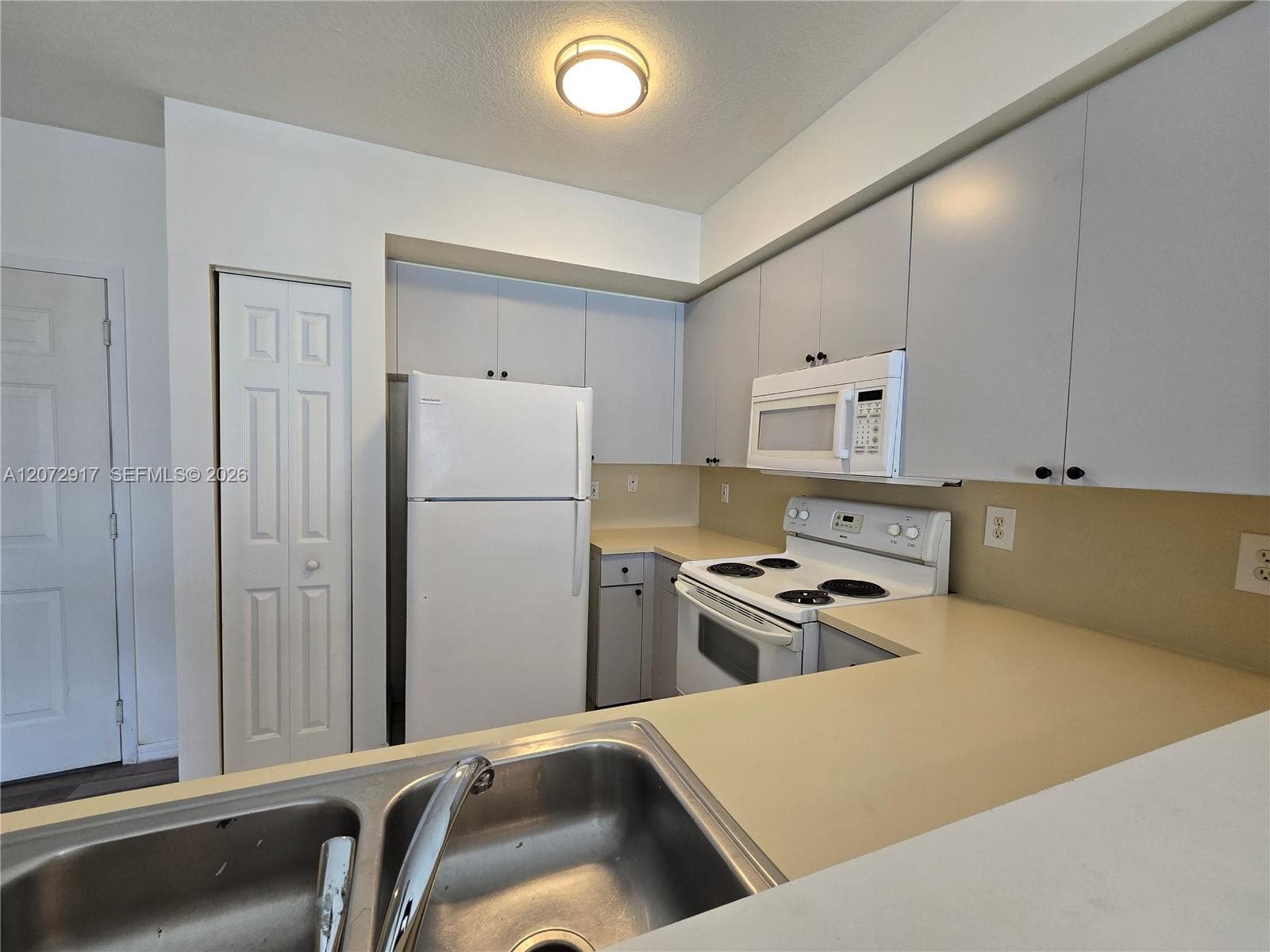 11060 SW 196th St # 413, Cutler Bay FL 33157 photo 5