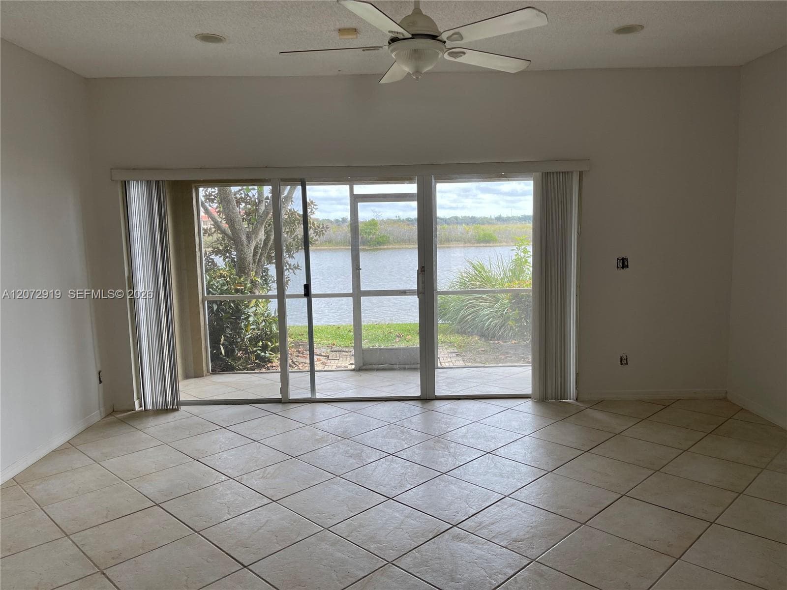 321 SW 120th Ave # 321, Pembroke Pines FL 33025 photo 2