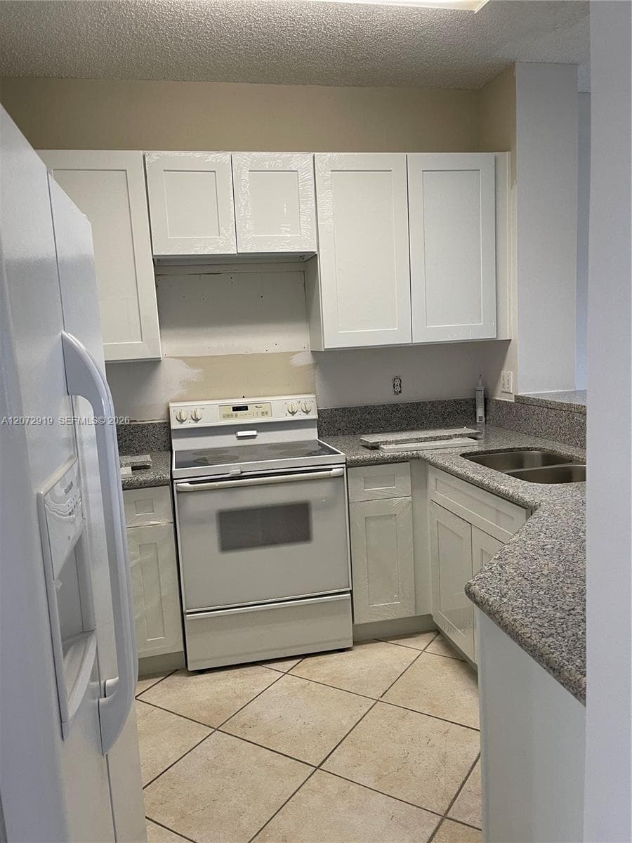321 SW 120th Ave # 321, Pembroke Pines FL 33025 photo 4