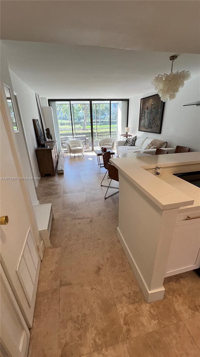 20500 W Country Club Dr # 117, Aventura FL 33180 photo 2