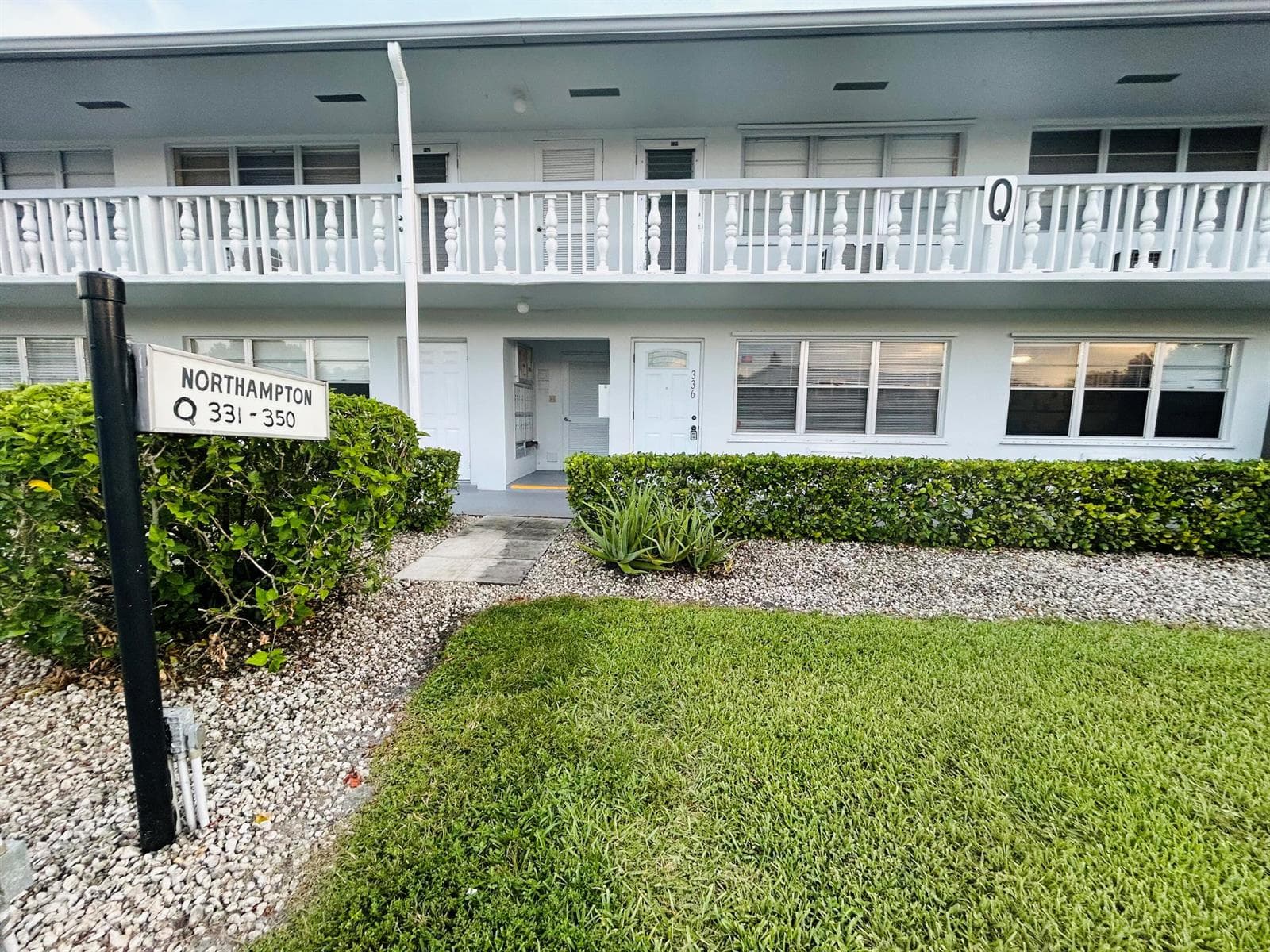 348 NORTHAMPTON Q, West Palm Beach FL 33417 photo 2