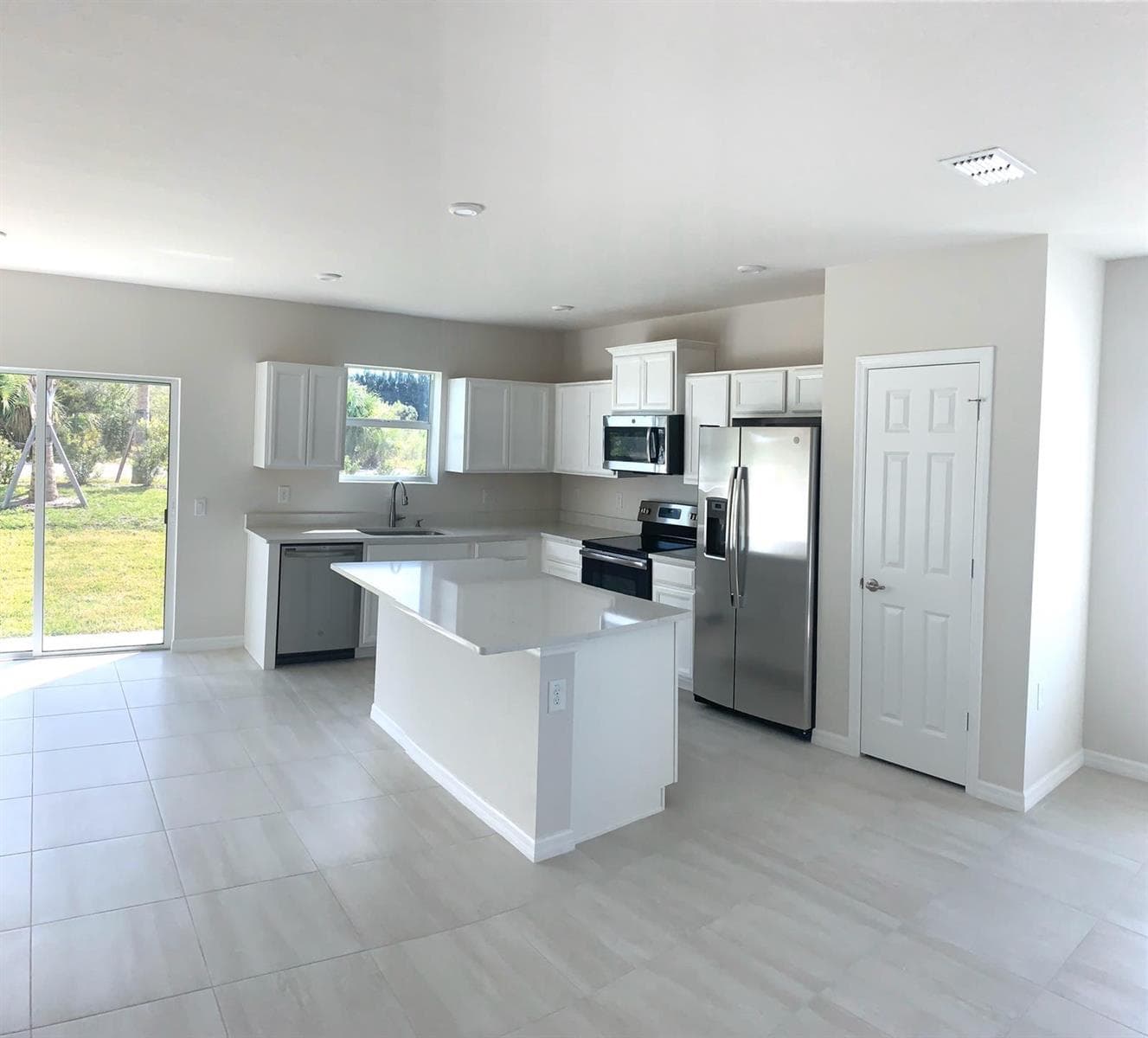 3804 LANCOVE Way, Fort Pierce FL 34981 photo 4
