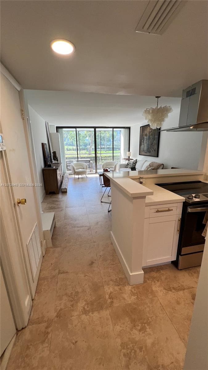 20500 W Country Club Dr # 117, Aventura FL 33180 photo 3