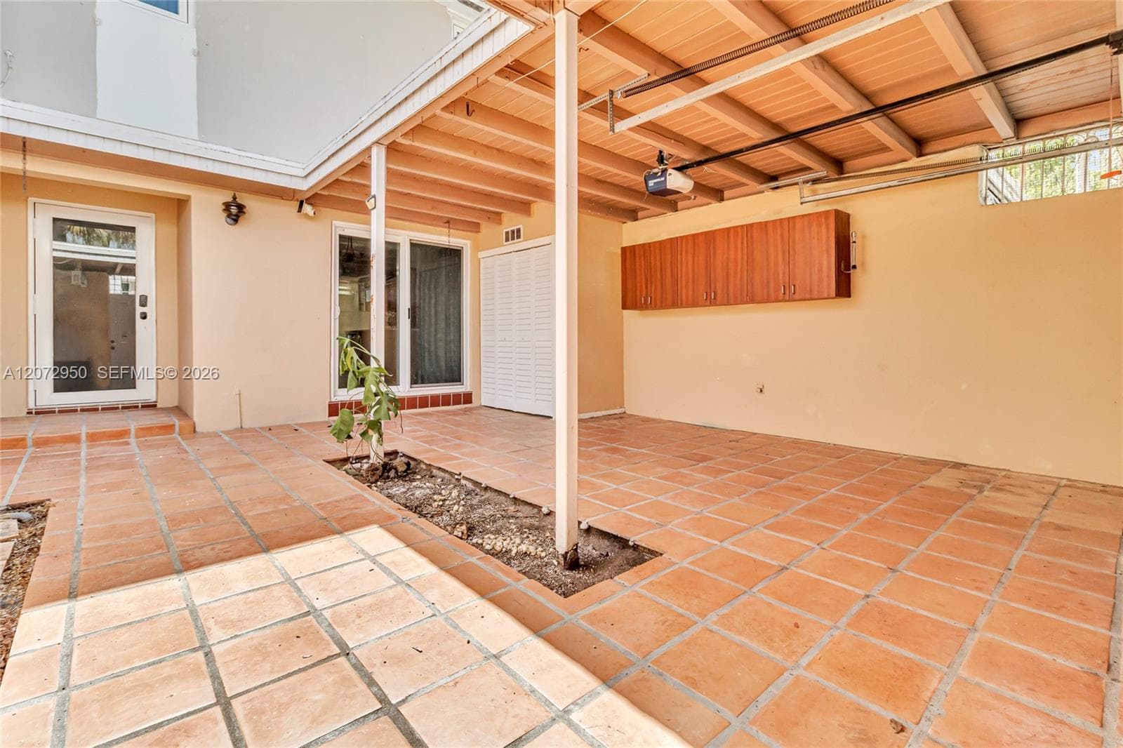 7407 Big Cypress Dr, Miami Lakes FL 33014 photo 4