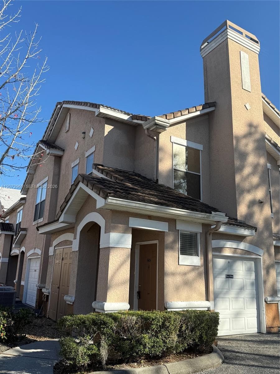 17962 VILLA CREEK DRIVE # 17962, Tampa FL 33647