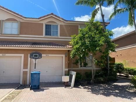 9850 NW 24TH Court, Sunrise FL 33322