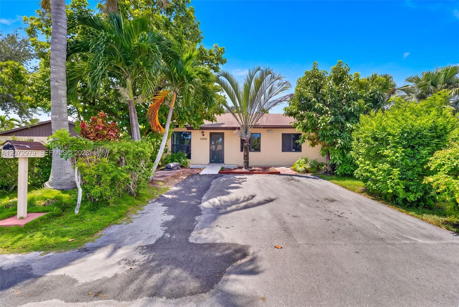 11916 SW 123rd Pl, Miami FL 33186 photo 3