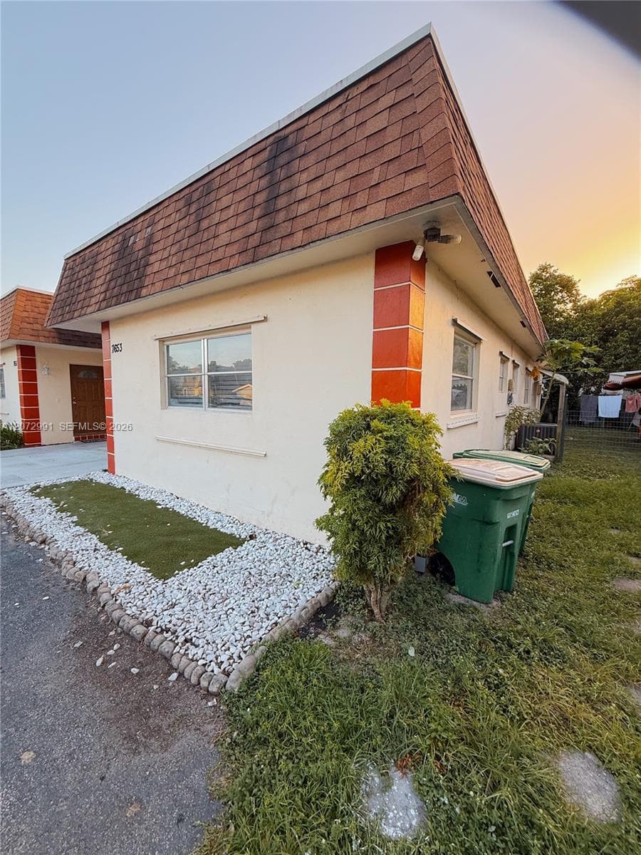 7653 NW 74th Ave # 7653, Tamarac FL 33321 photo 3