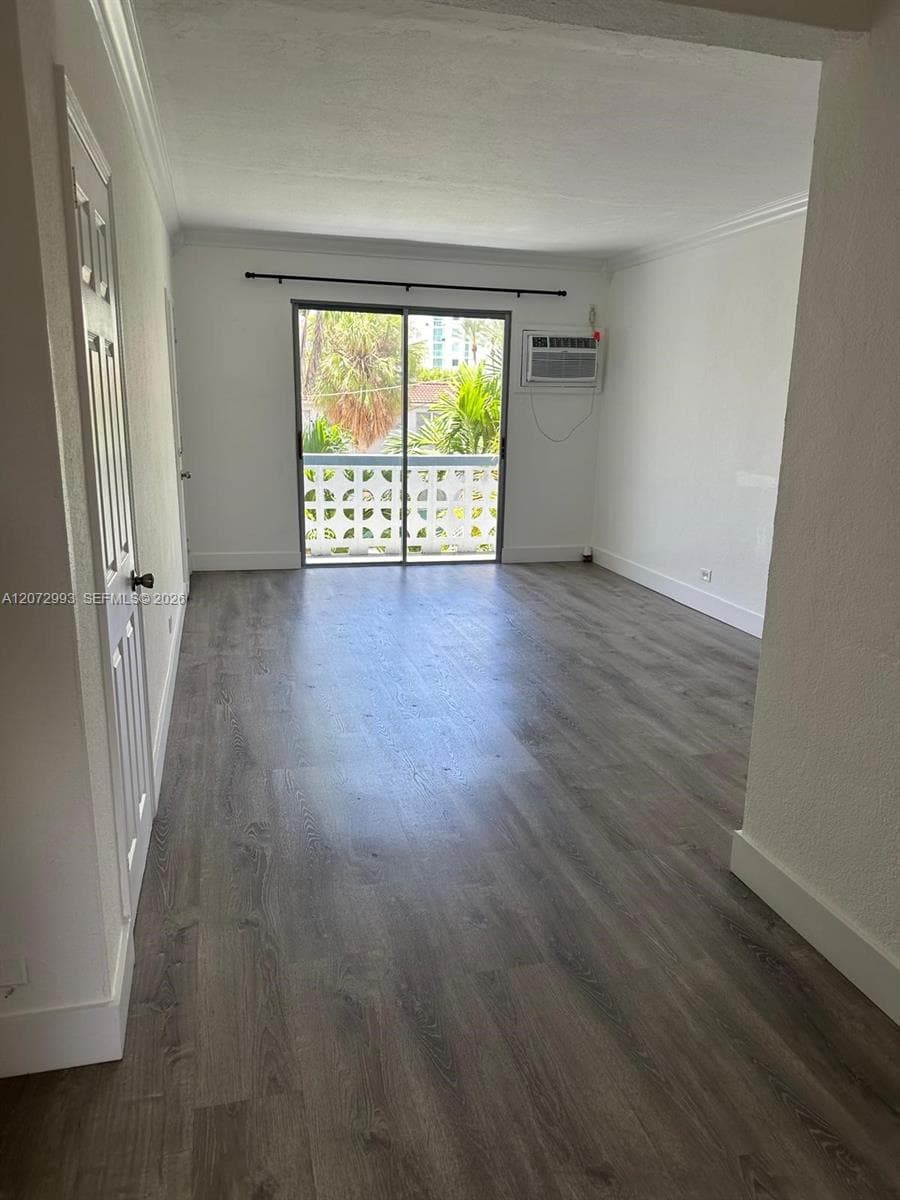 6805 Abbott Ave # 8, Miami Beach FL 33141 photo 2