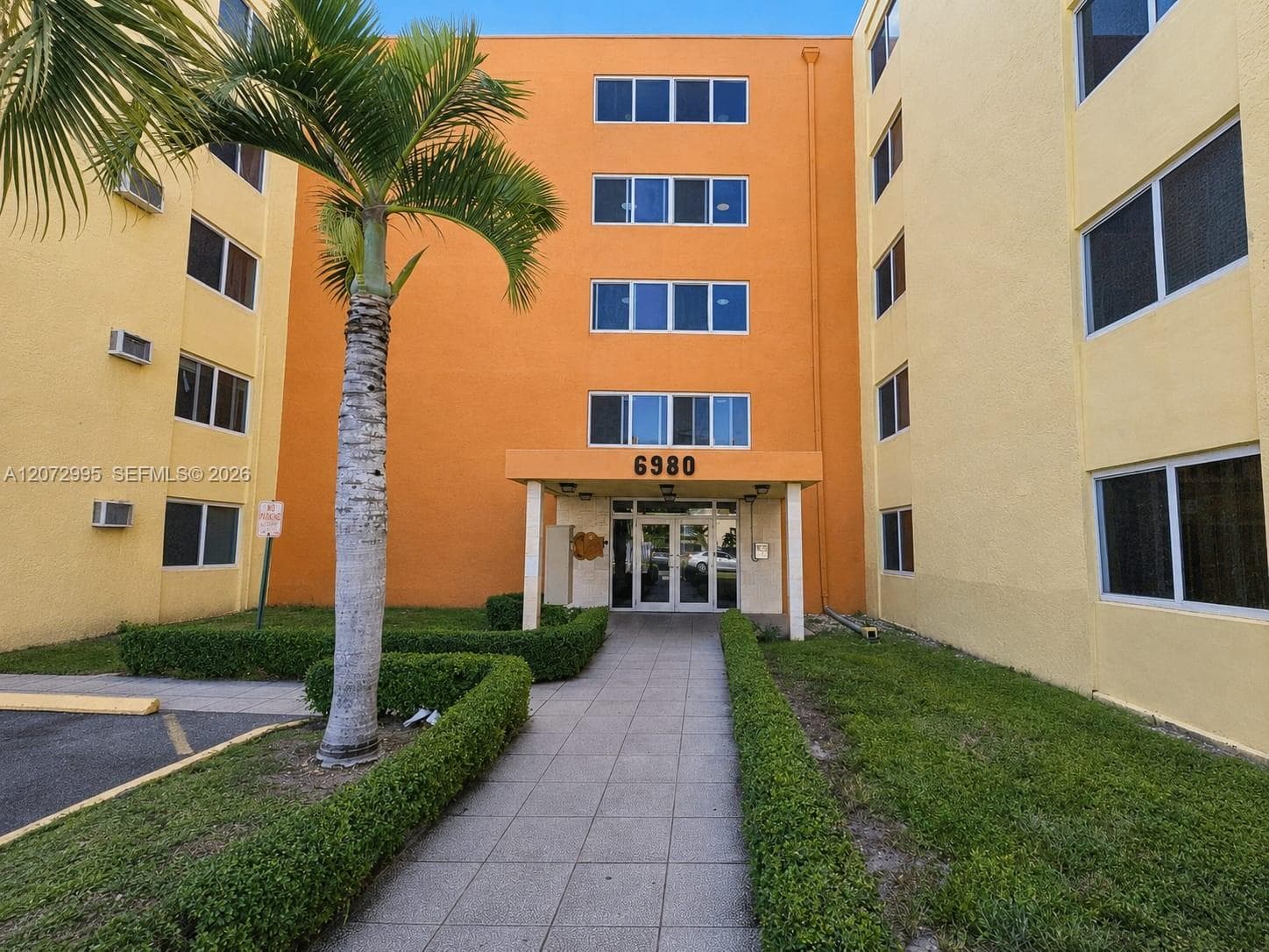 6980 NW 186th St # 3-117, Hialeah FL 33015