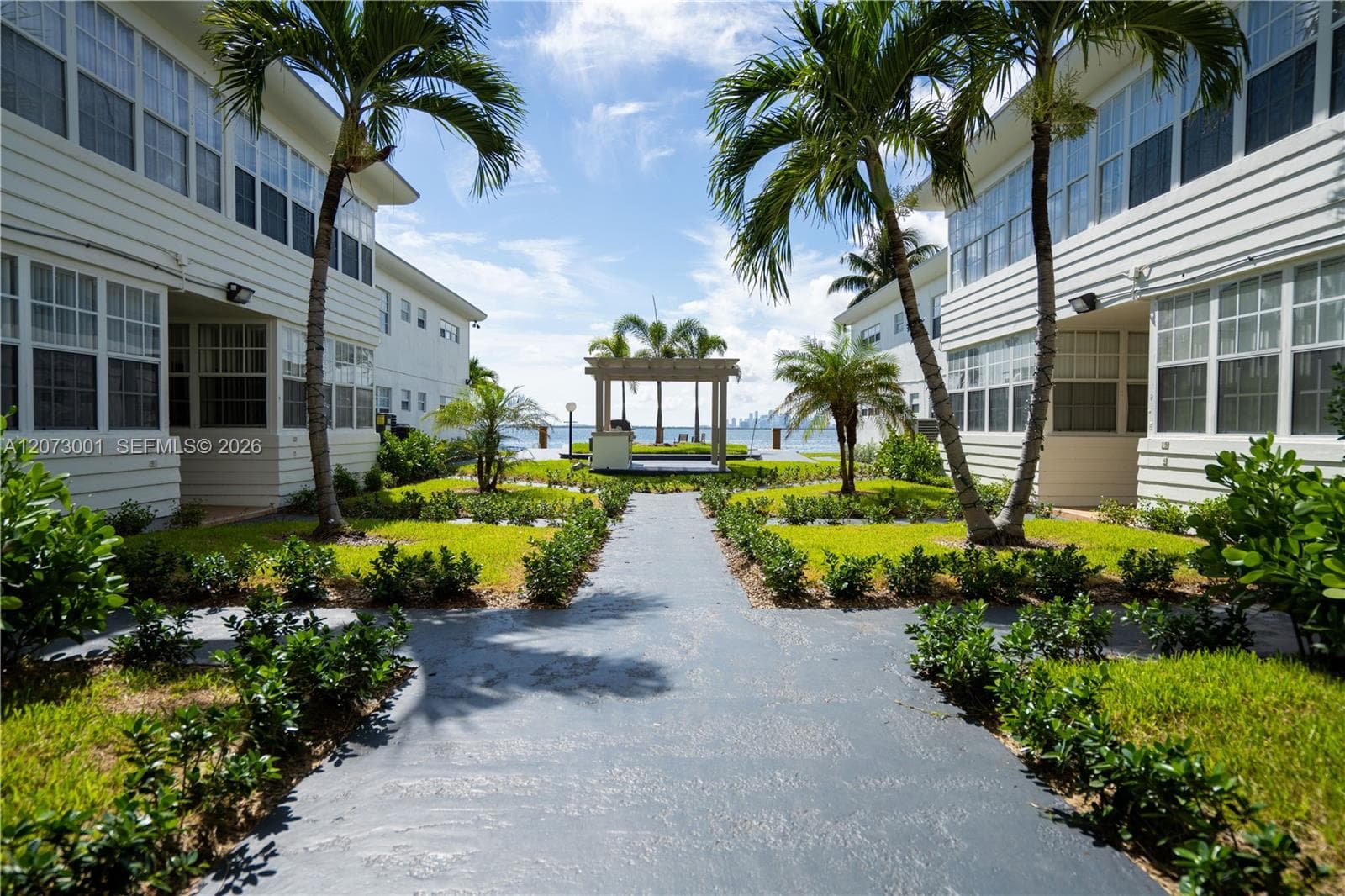 1940 Bay Dr # 6, Miami Beach FL 33141 photo 2