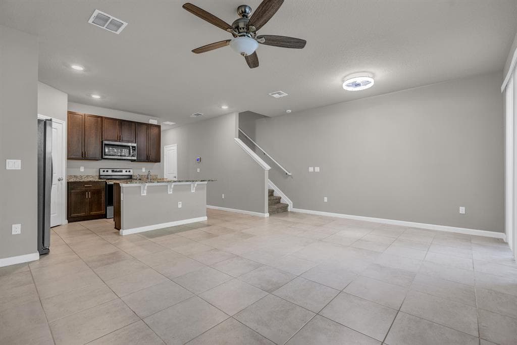5659 Enclave Drive, Mangonia Park FL 33407 photo 4