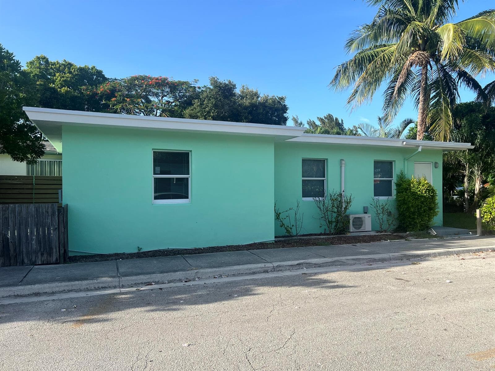 601 N D, FL 33460 photo 5