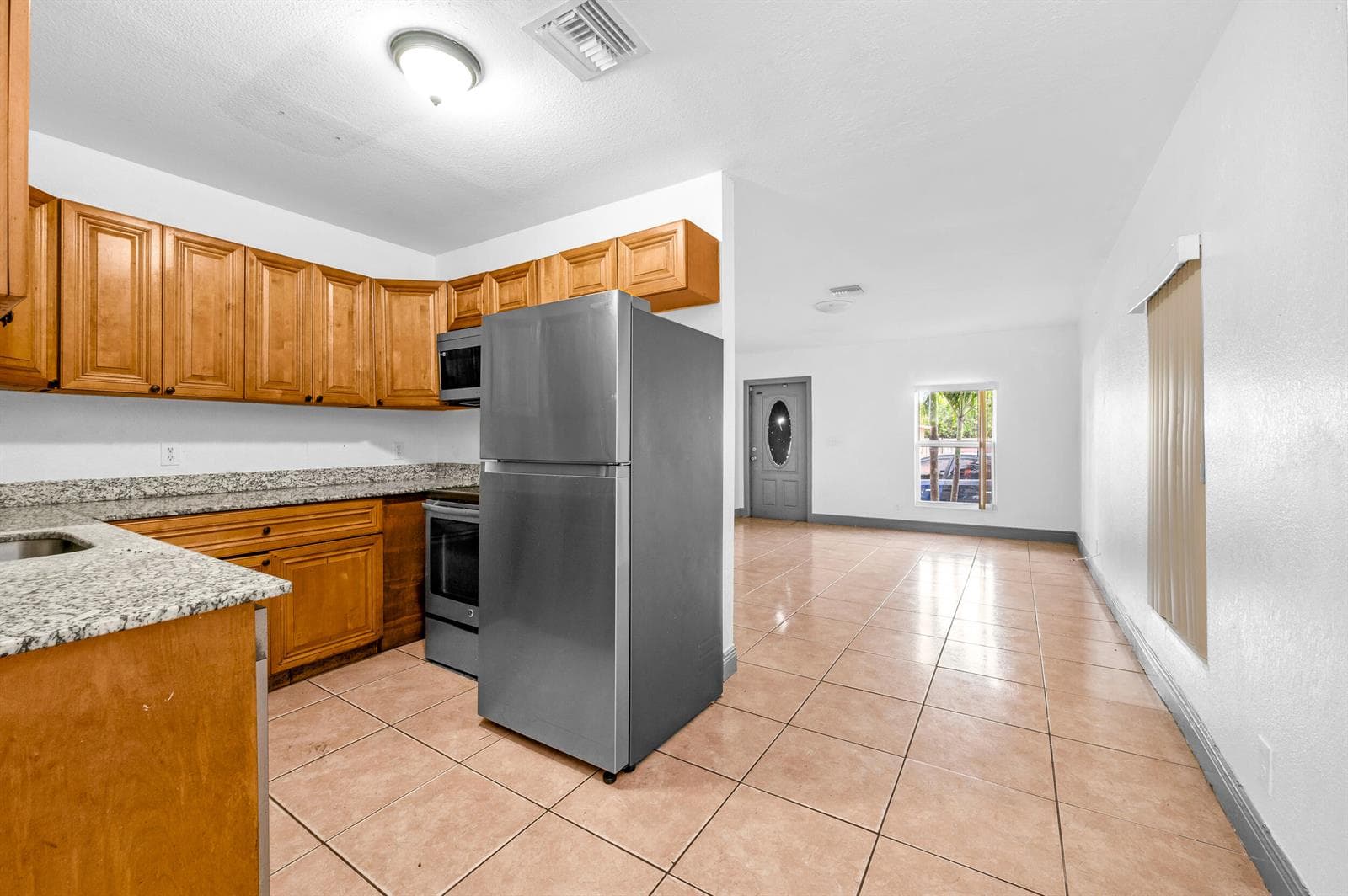 124 SW 10TH Avenue, Boynton Beach FL 33435 photo 4