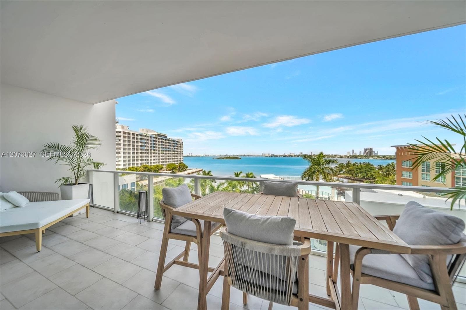 2020 N Bayshore Dr # 708, Miami FL 33137 photo 2