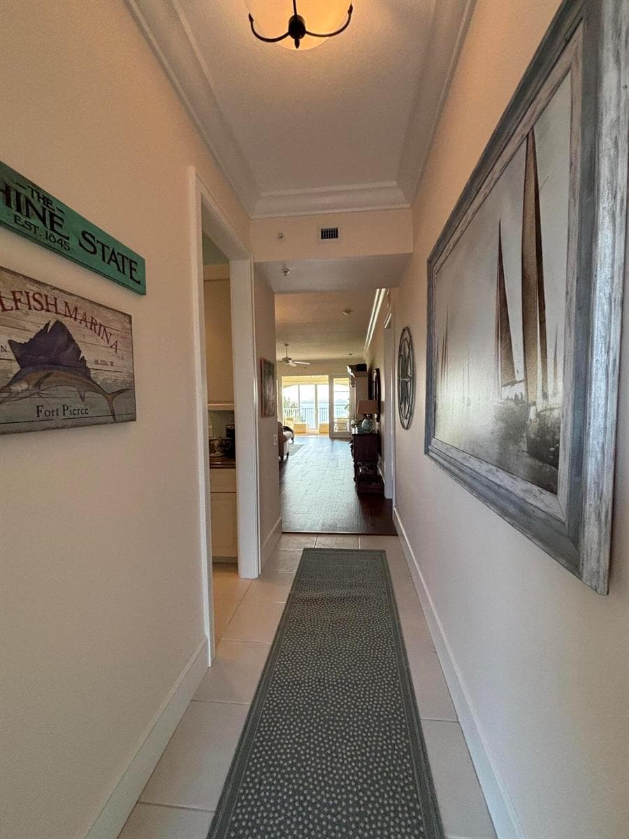 29 HARBOUR ISLE Drive W # 304, Fort Pierce FL 34949