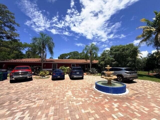 5800 PINETREE Road, Parkland FL 33067 photo 2